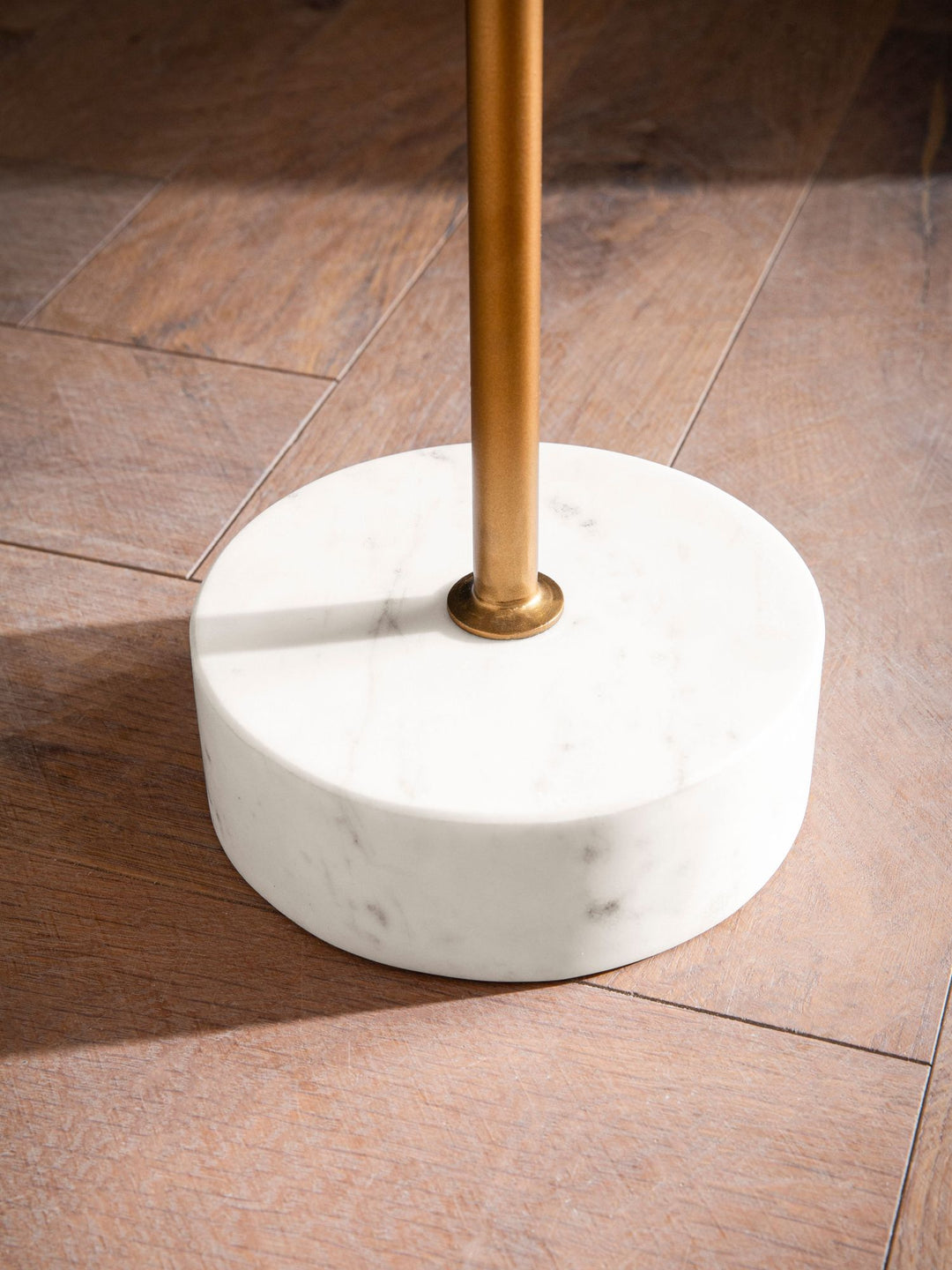 Sidebord, massivt mangotræ, ægte marmor, 40x40x55 cm, lille rundt sidebord, moderne stuebord, højt sofabord
