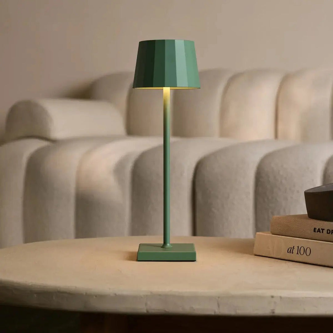 Wouter Sage Grøn genopladelig bordlampe