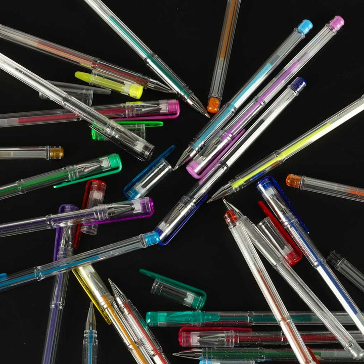 Sæt med 25 farvede glitter gelpenne.