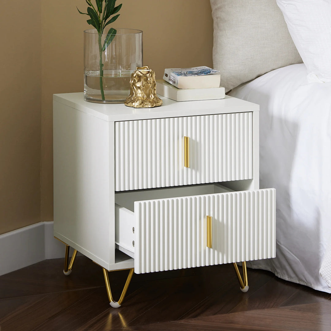 Hvidt natbord med 2 skuffer, moderne og kompakt sengebord til soveværelset