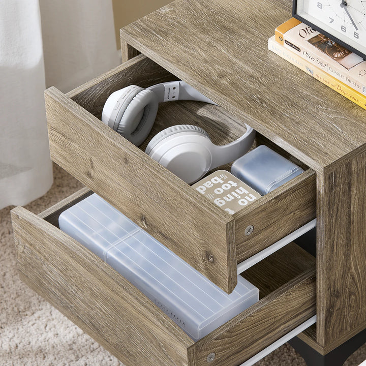 Moderne natbord: træ-look med elegant buet front og robuste metalben (natur), L40 x B40 x H47 cm