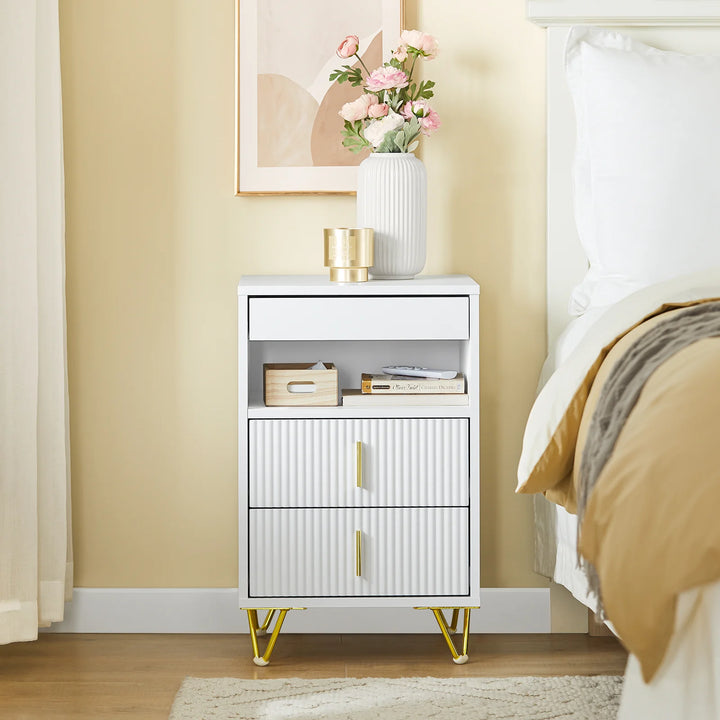 Moderne natbord med 3 skuffer og opbevaringsrum – hvidt sidebord til soveværelse og stue, mål 40 x 40 x 63 cm