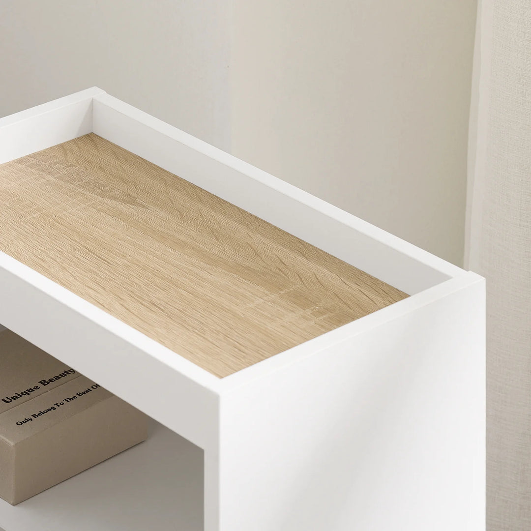 Smalt natbord i hvid med skuffe og hylde – moderne sidebord til soveværelse og stue, 20 × 35 × 60 cm