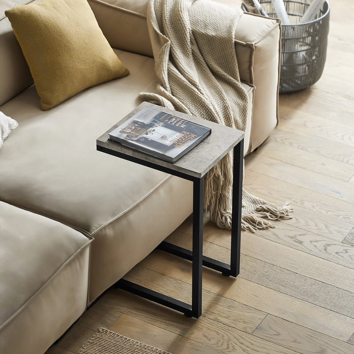 Smart sidebord til sofaen, industrielt look, B40 x D30 x H60 cm, grå marmor-look
