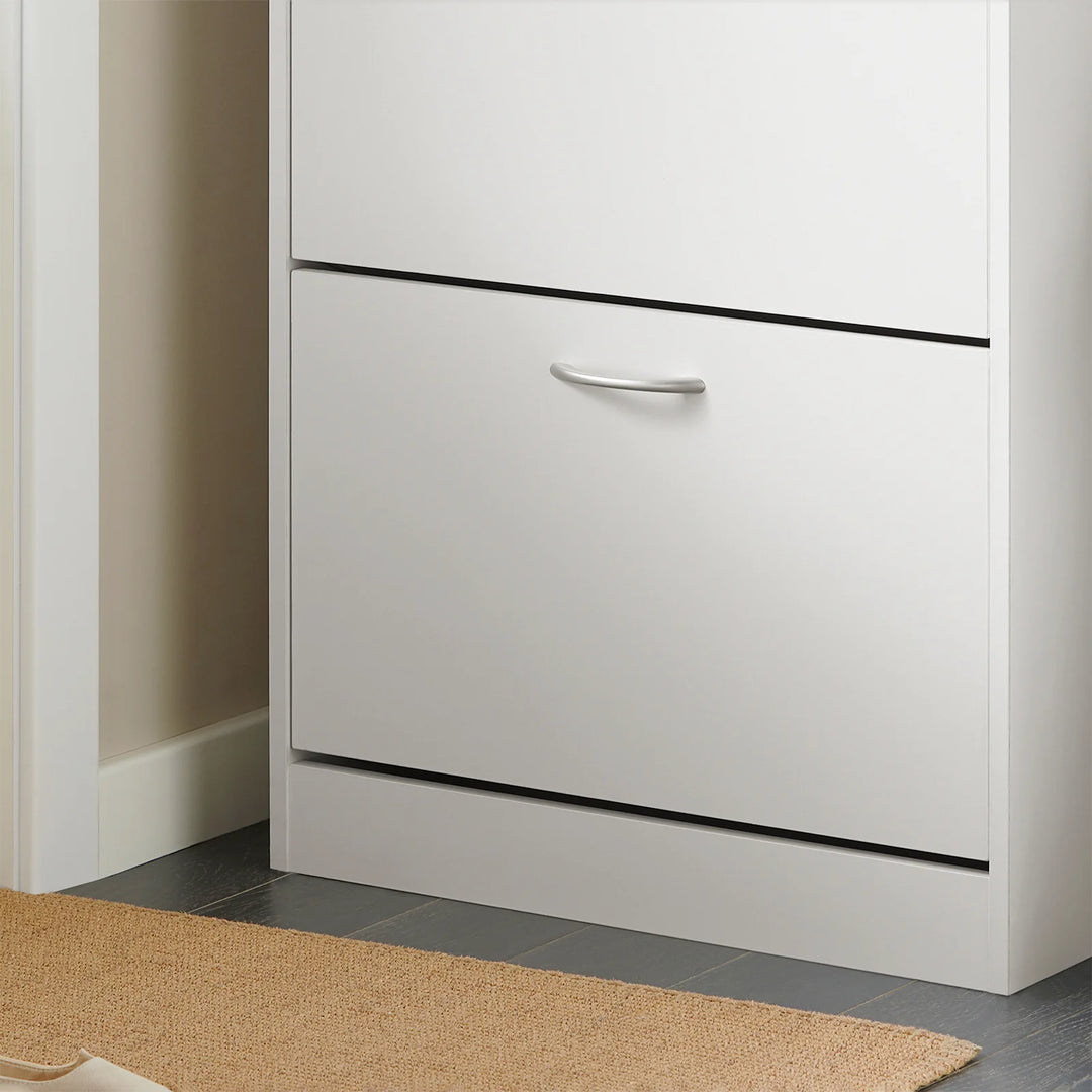 Elegant og minimalistisk skoskab i nordisk design, 60x24x115 cm, hvid