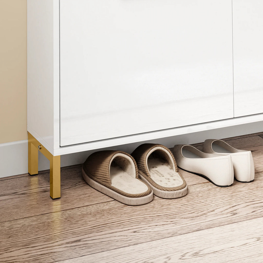 Ultratyndt skoskab i højglans hvid med gulddetaljer – pladsbesparende skab til 16-20 par sko, 100 x 19 x 90 cm
