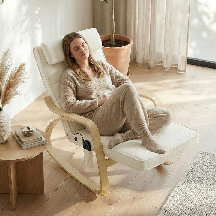 Gyngestol med massagefunktion, varme, nakke- og fodstøtte, fløjlsbetræk, lænestol, cremehvid
