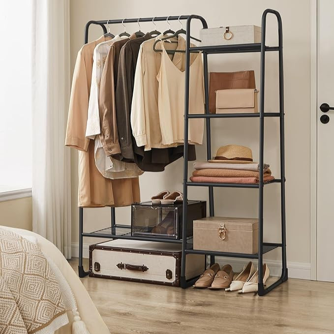 Tøjstativ, fritstående med metalramme, 5 opbevaringshylder, mål 40 x 101,7 x 153,3 cm i mat sort