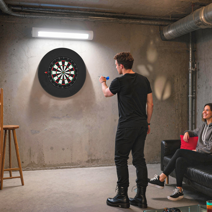 Dartskivesæt med beskyttelsesring, 6 stålspidsede pile, sisal, plastik, sort