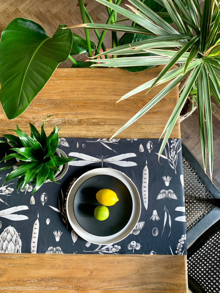 Bordløber i 100% bomuld, Seeds Carbon kollektion