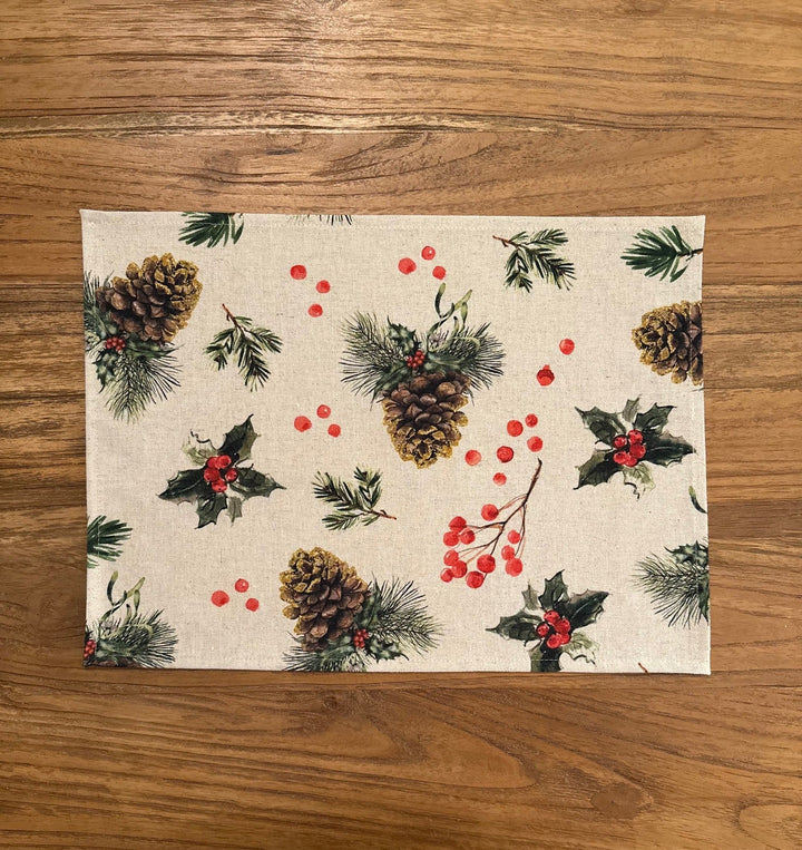 Lys dækkeserviet med julemotiv i en bomulds- og hør blanding | Golden Pine