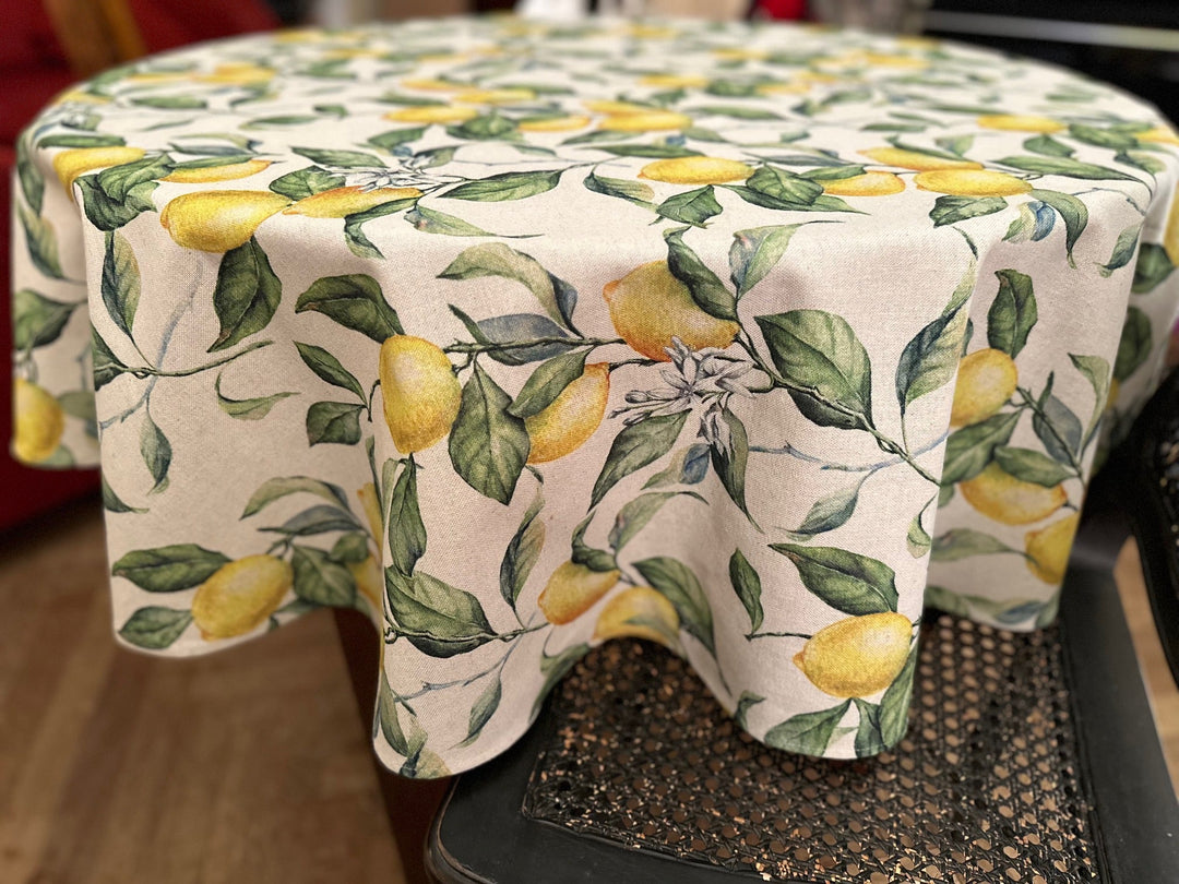Rund dug i bomuld-hør-blanding, printet, Lemon Linen kollektion