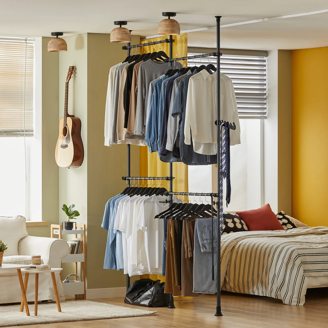 Walk in closet -  teleskopisk tøjstativ, B(138-235) x H(200-270)cm
