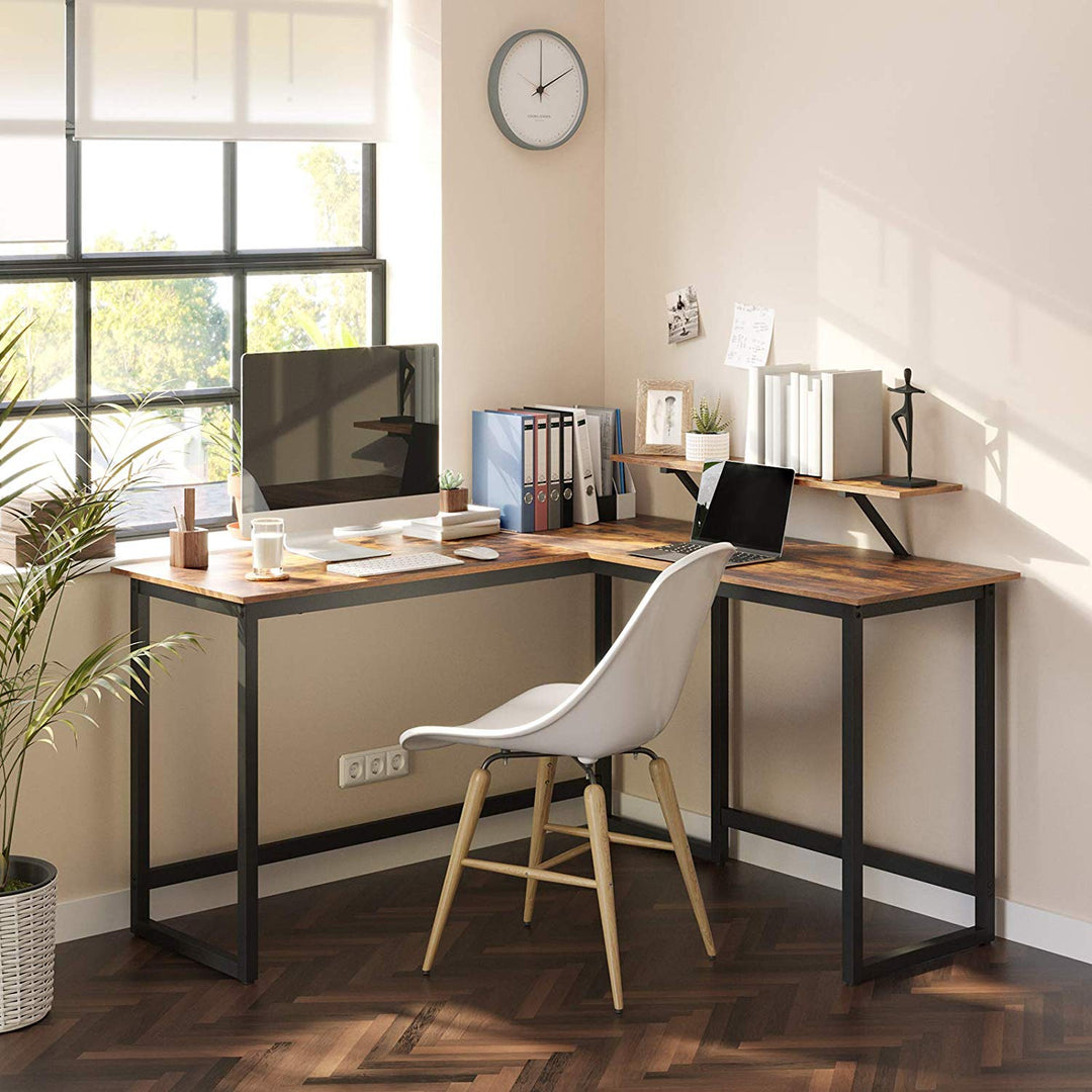 L-formet skrivebord med skærmholder i rustik brun, 140 x 130 x 76/91,5 cm