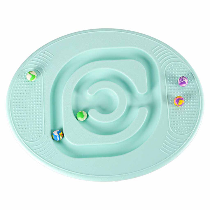 Balancerende balancebom med blå kugler