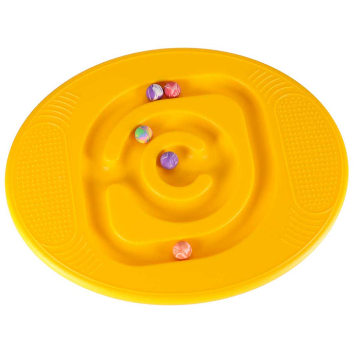 Balancerende balancebom med orange kugler