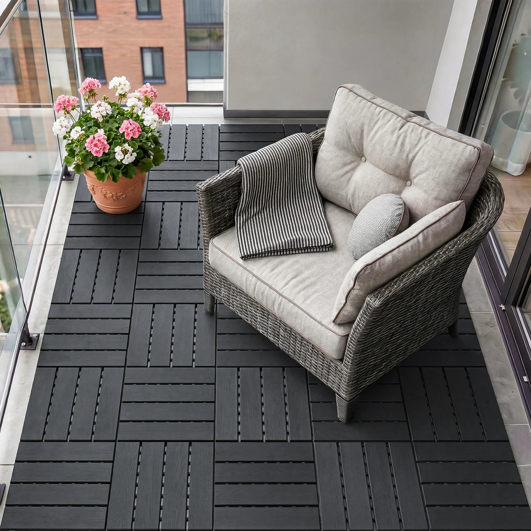 Klikgulv til balkon og terrasse – 35 fliser i vejrbestandigt PP