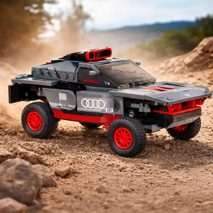 Fjernstyret bil 1:30 Audi RS Q e-tron klodser