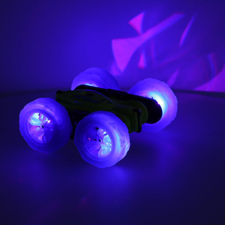 RC Revolt Flip Speeder fjernbetjent bil med lysende hjul