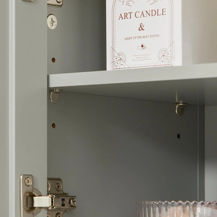 Vaskeskab til badeværelset i moderne grå – underskab med låger til vasken