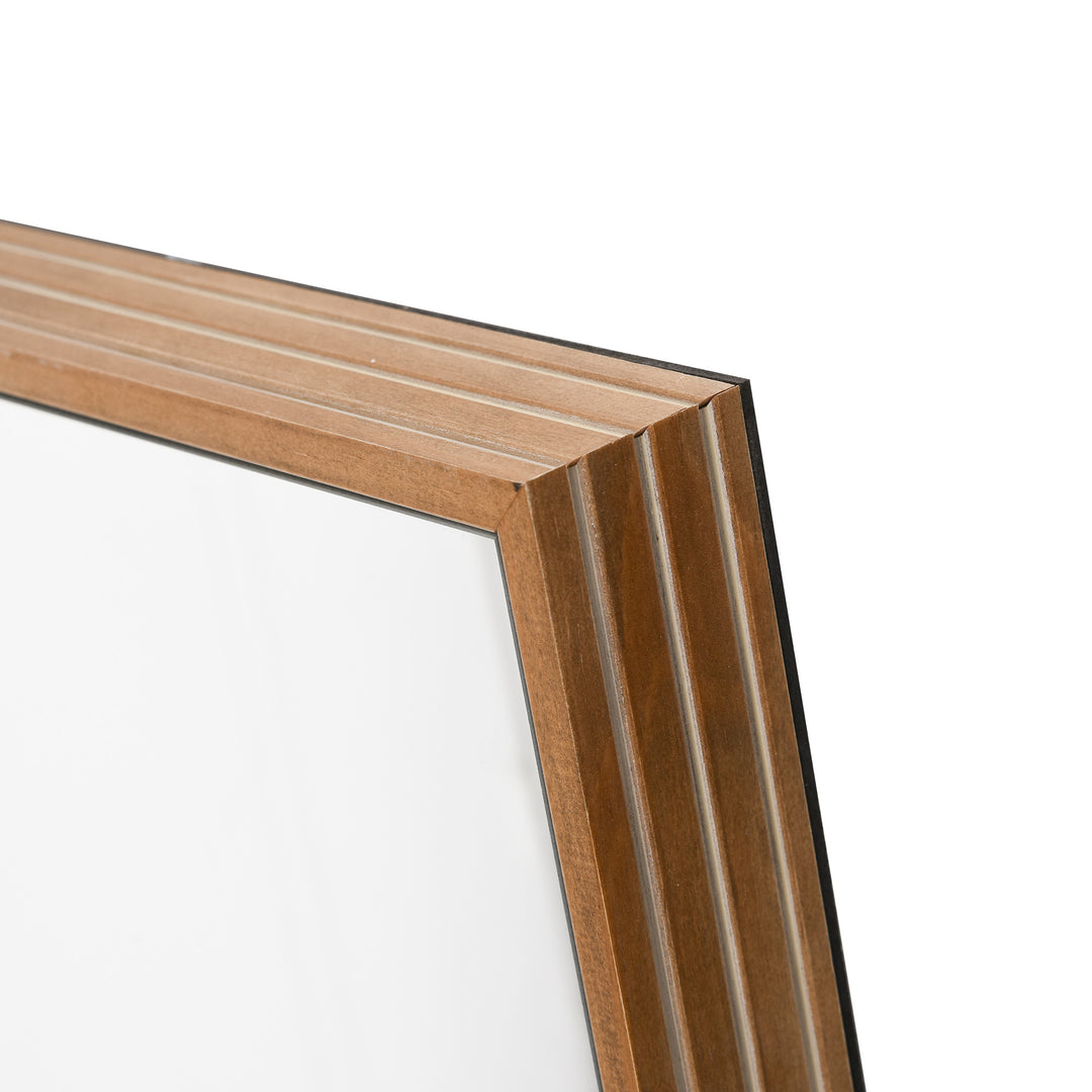 Højt vægspejl med fyrretræsramme, 45l x 125h x 4,8d cm