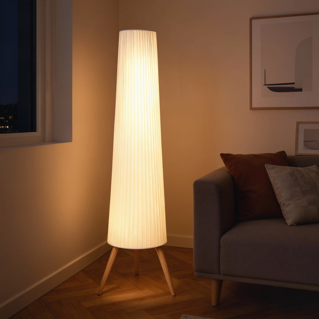 LED-gulvlampe til stue, dæmpbar, træ med trebensfod, gulvlampe med fodkontakt, 46 x 46 x 153 cm, hvid