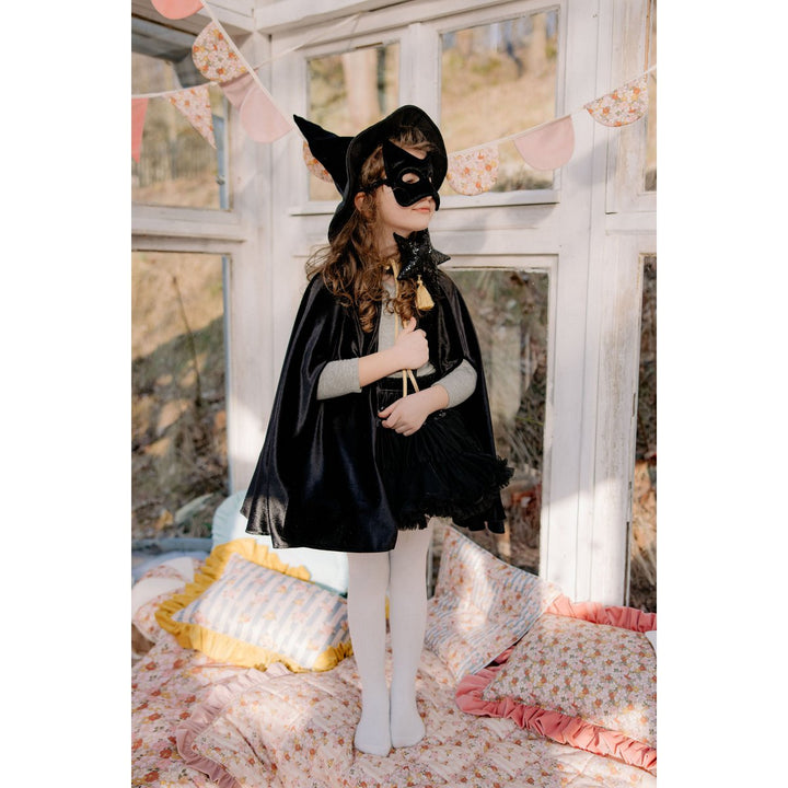 "Lille sort ridehætte" Magic Cape