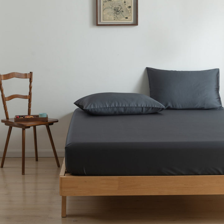 Mørkeblå bambus fitted sheet Premium - op til 30 cm - 400TC Tanboocel - Space Blue