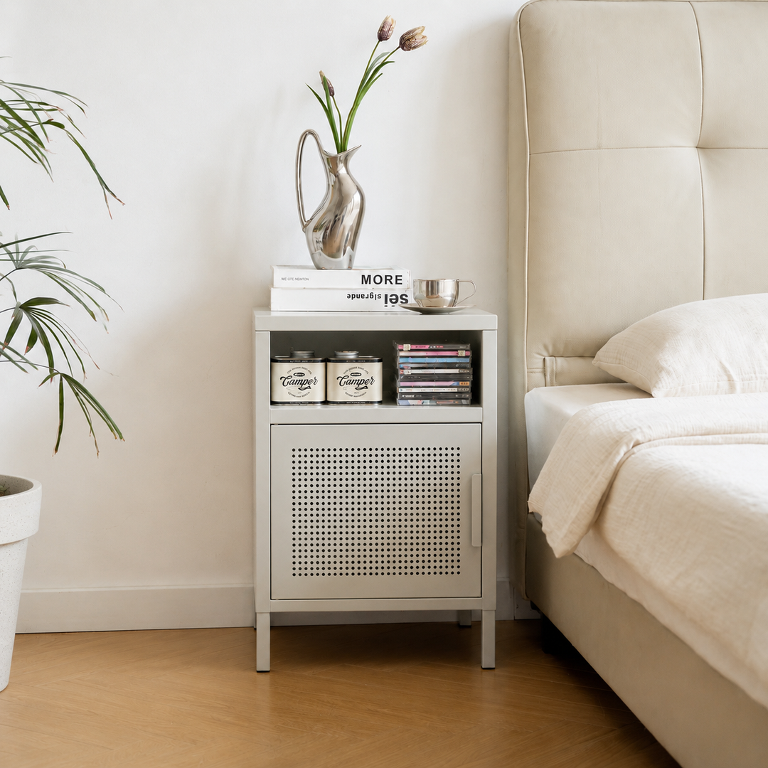 BODEN Natbord i metal med 1 dør, beige