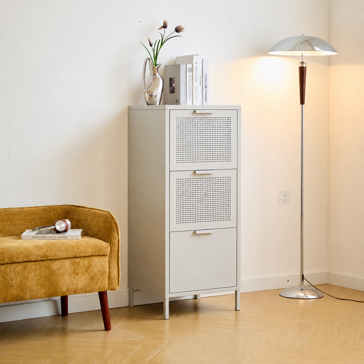 NURMES opbevaringsskab med 3 vippeskuffer – Beige