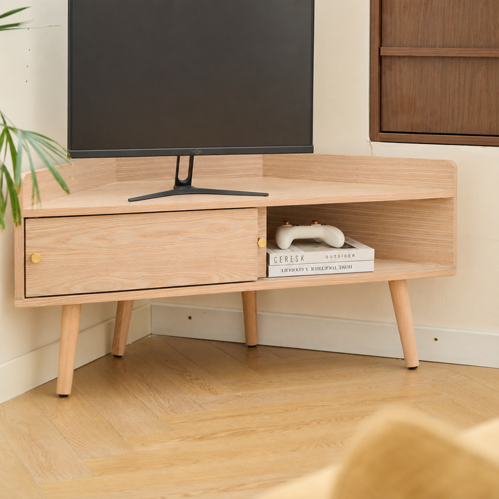 TORUN hjørne-TV-bord i massivt træ – stilrent design og praktisk opbevaring