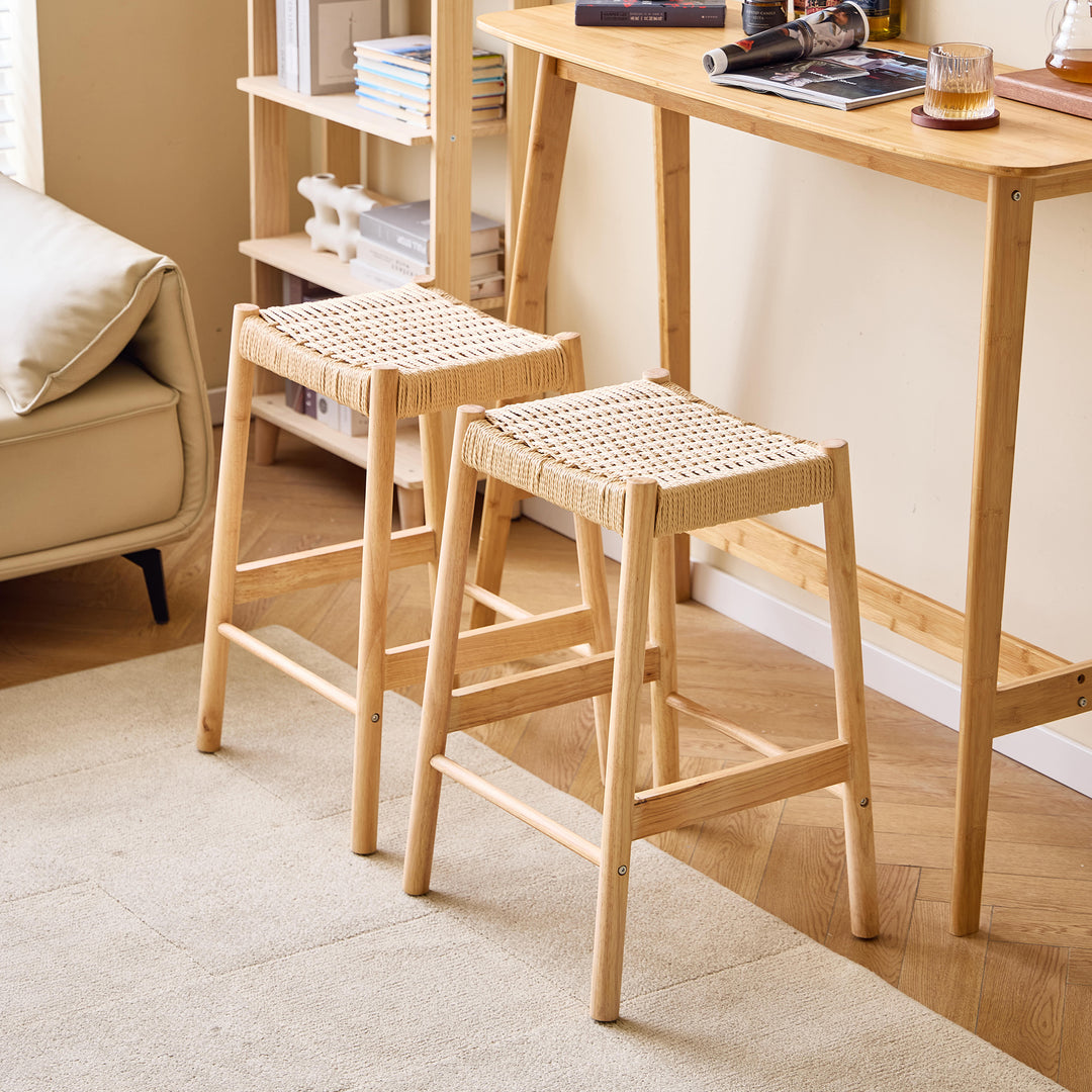 SALTA barstol i træ og reb – skandinavisk design med naturlig charme