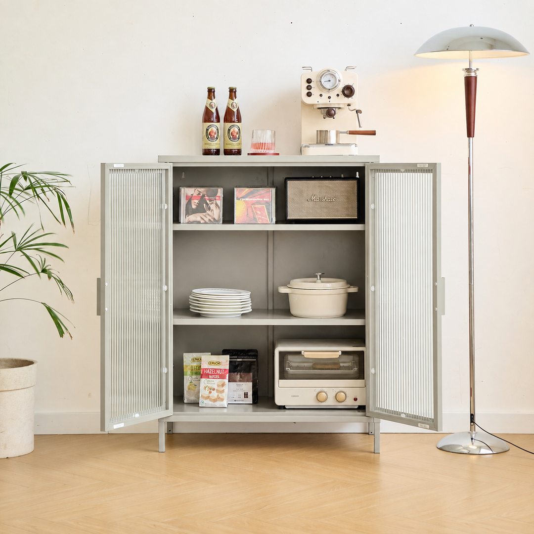 SKIEN skænk med 2 glaslåger – Beige