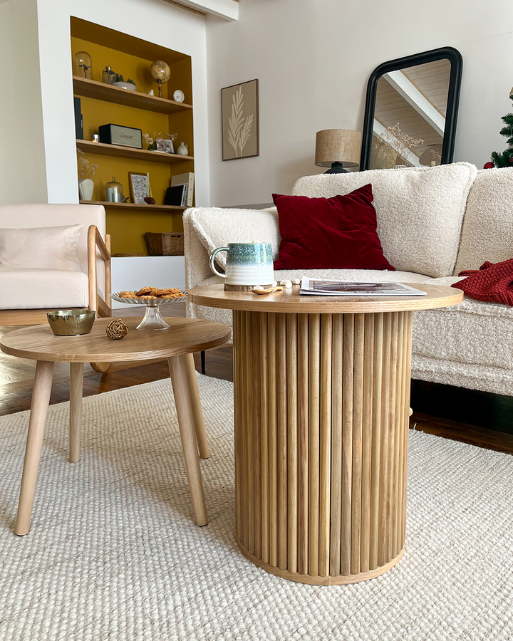 TRINIDAD sidebord i fyrretræ – enkelt design og naturlig charme