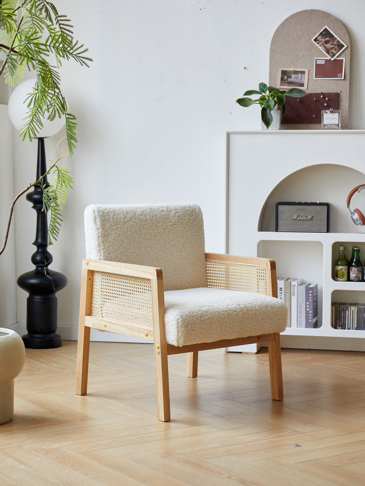 BORGO ood loungestol i rattan og bouclé hvid