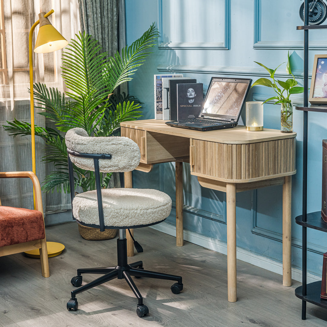 TOYAMA skrivebord i asketræ – moderne design med praktisk opbevaring