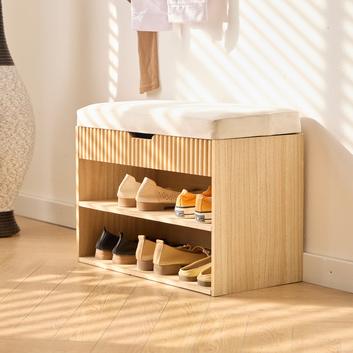 KUBO Skoskab til entré med 2 hylder og 1 kommode i træ og beige stof i naturligt beige træ og fløjl