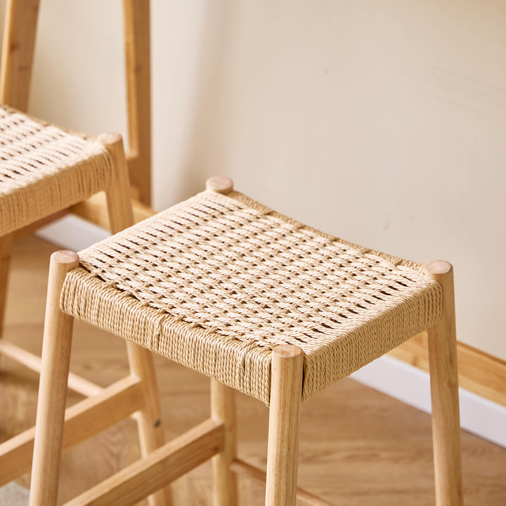 SALTA barstol i træ og reb – skandinavisk design med naturlig charme