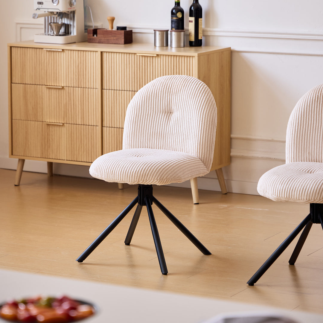 KITTILA Sæt med 2 skandinaviske drejestole i metal i beige velour