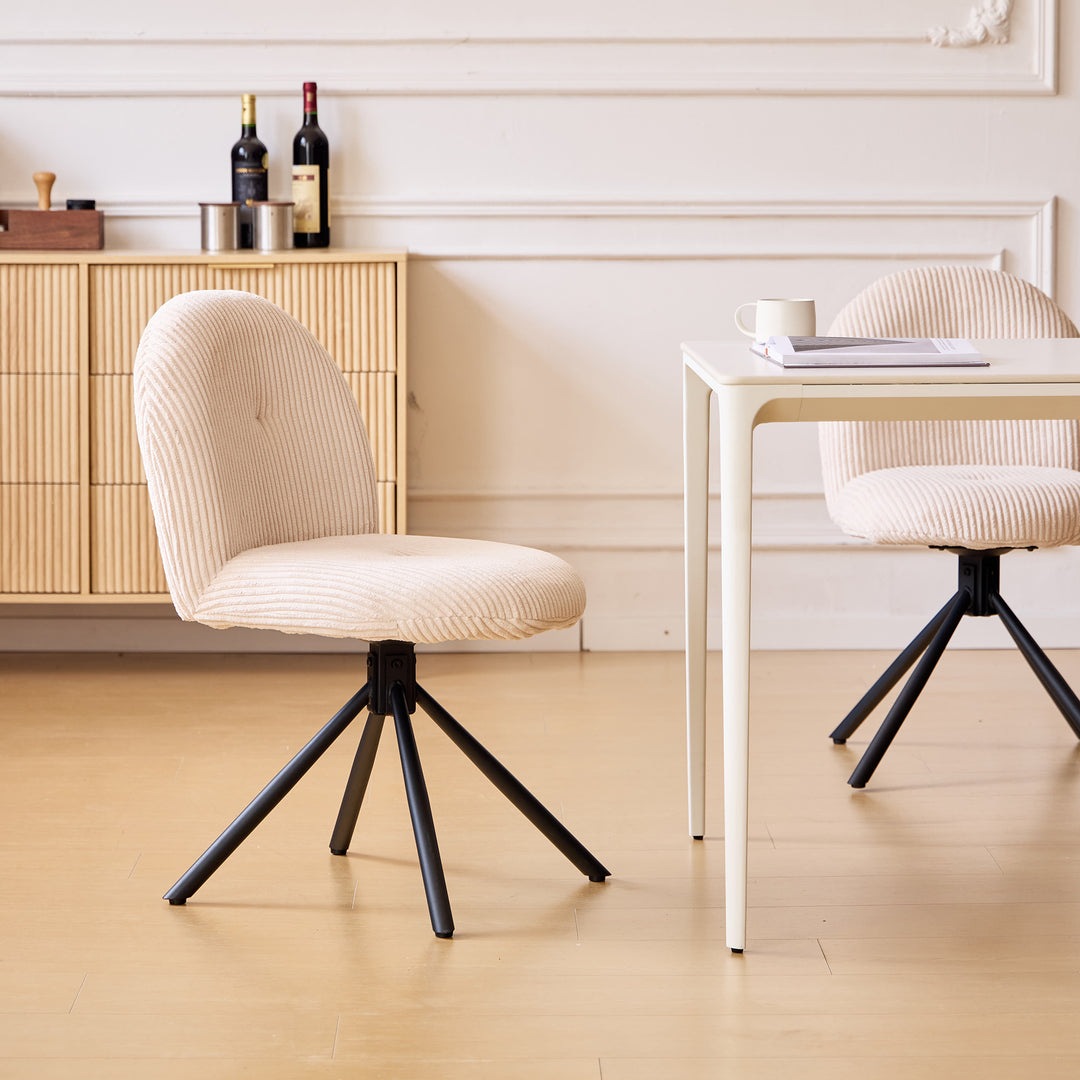 KITTILA Sæt med 2 skandinaviske drejestole i metal i beige velour
