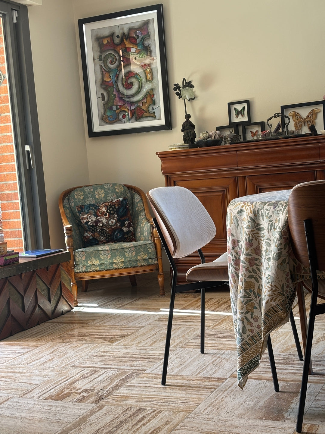 ODENSE Sæt med 2 metal spisestole i træ og beige corduroy