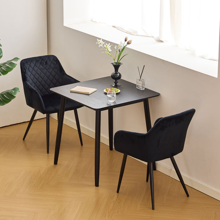 BONIFACIO 4-personers massivt fyrretræ firkantet spisebord sort