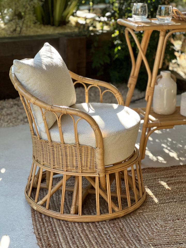 PALOPO Lænestol i naturlig rattan og beige stof