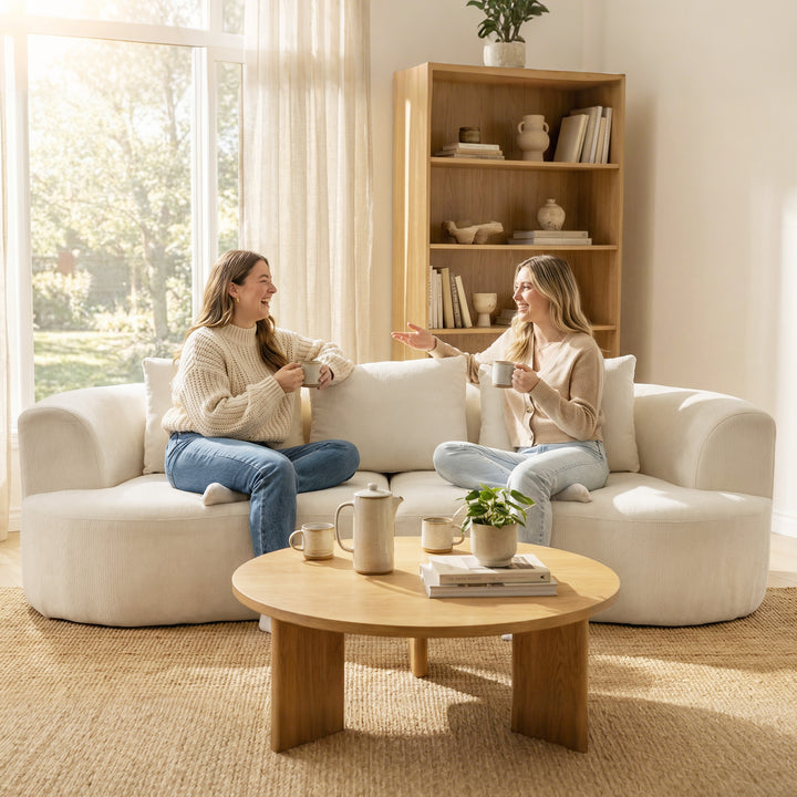 3-personers sofa, 260 cm chenillesofa med bredt sæde, polstring med fjederkerne, højdensitetsskum, 3 cremefarvede hynder