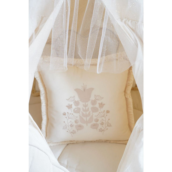 "Boho" pude med broderi