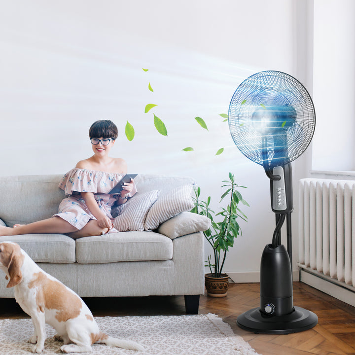 Vandkølet piedestalventilator med justerbar tågefunktion, 3 hastigheder, 2,8 L vandtank, 70° oscillation, 90 W vandventilator med hjul, 120 cm