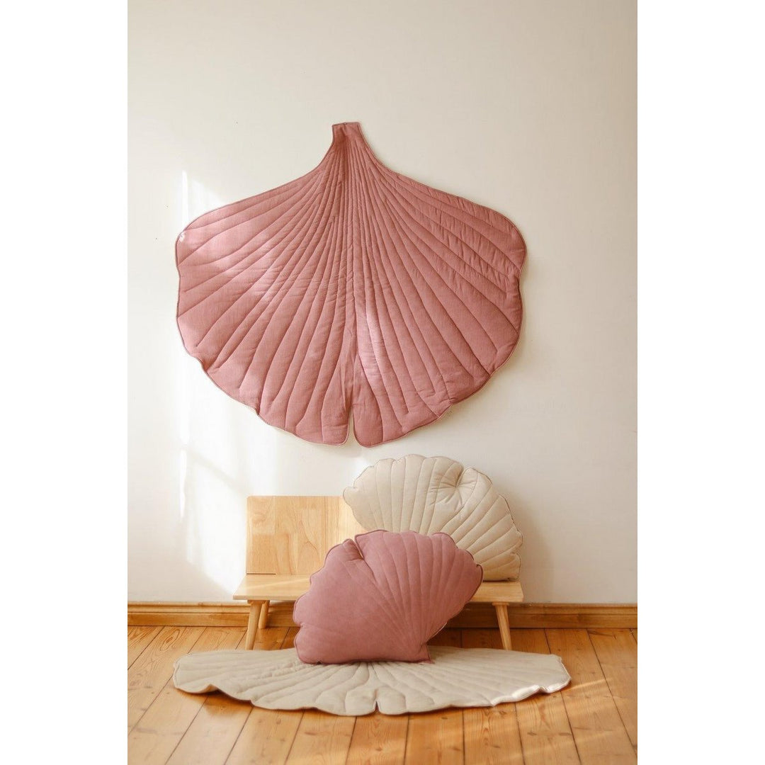 "Dirty Pink" linned Ginkgo Leaf Pude