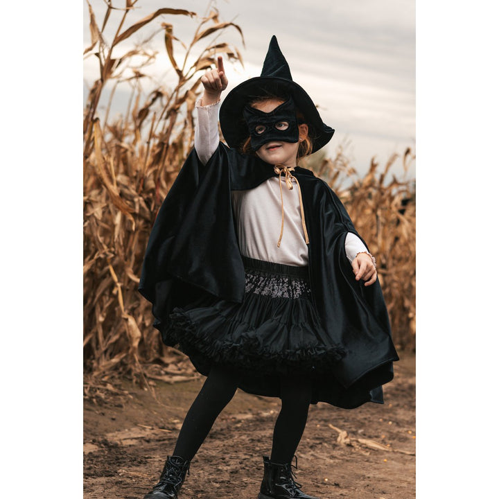 "Lille sort ridehætte" Magic Cape