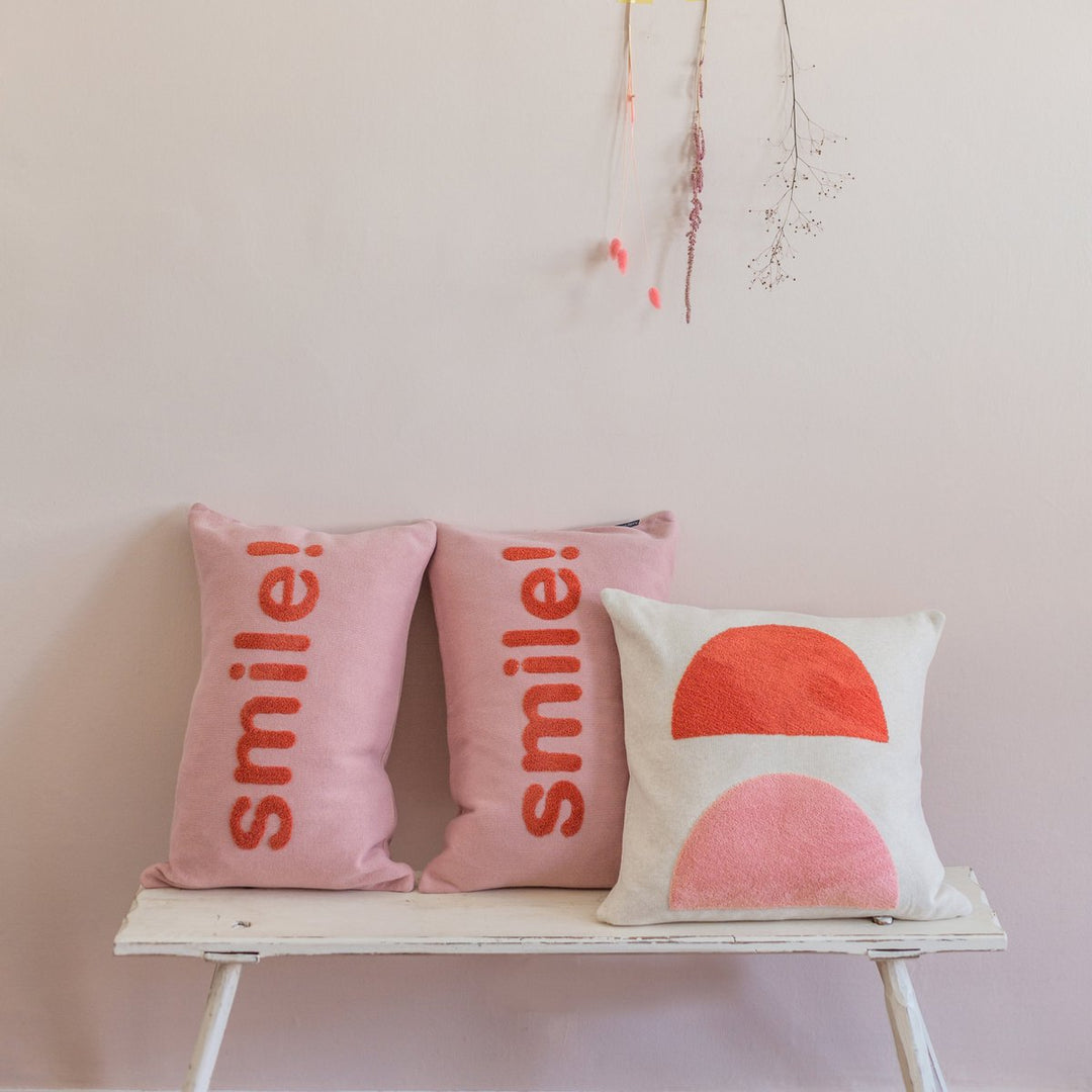 Smil Pillow Pink, Punch Needle Embroidery