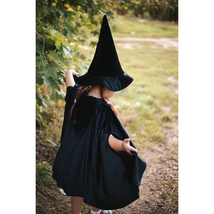"Lille sort ridehætte" Magic Cape